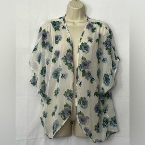3/$15 Olive Tree Women Floral Lightweight Cardigan Loose Shawl Size M